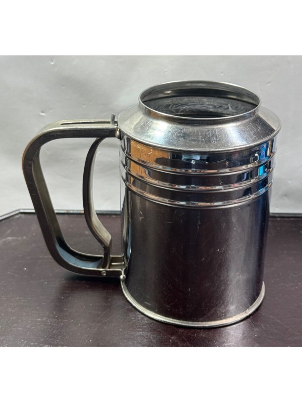 Stainless Steel Hand-Crank Sifter With Mesh Screen For Baking & Flour Sifting